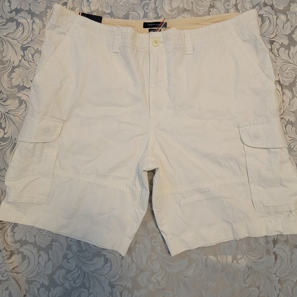 TOMMY HILFIGER MENS 10'' REGULAR FIT CARGO SHORTS